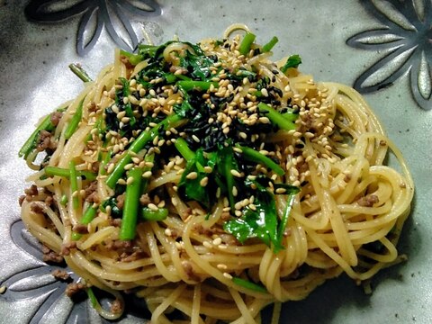 我が家のにんにくと醤油ベースせりパスタ